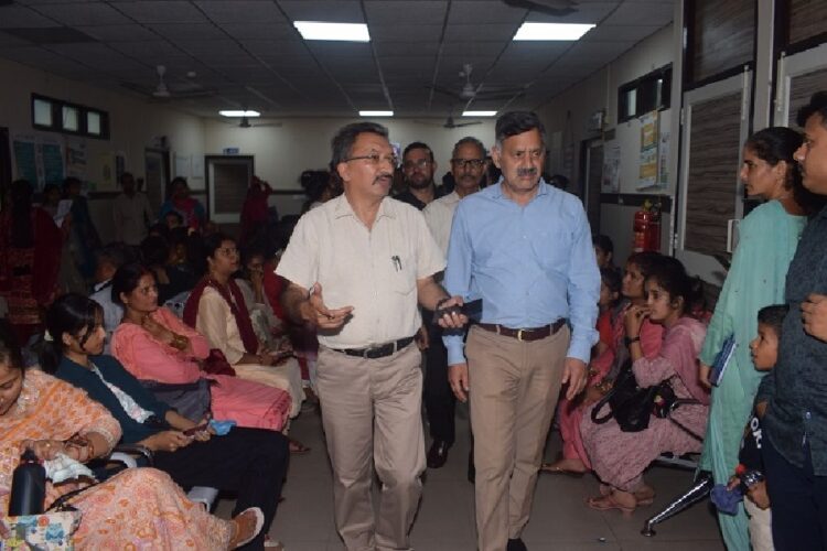 Rajesh Dharmani inspected Regional Hospital Bilaspur