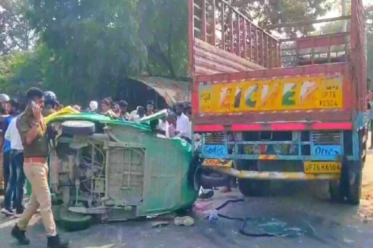 Hardoi Road Accident