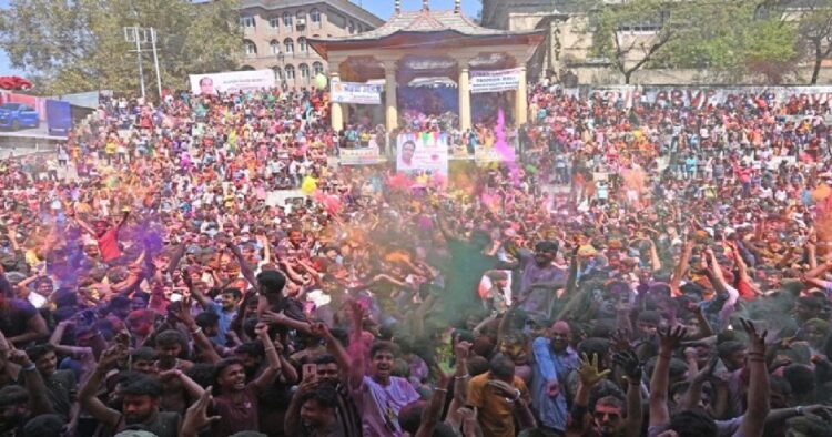 Holi Celebration In Mandi